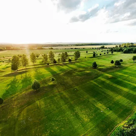 Golf Jezera Hotel