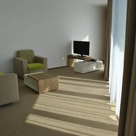 Golf Jezera Hotel