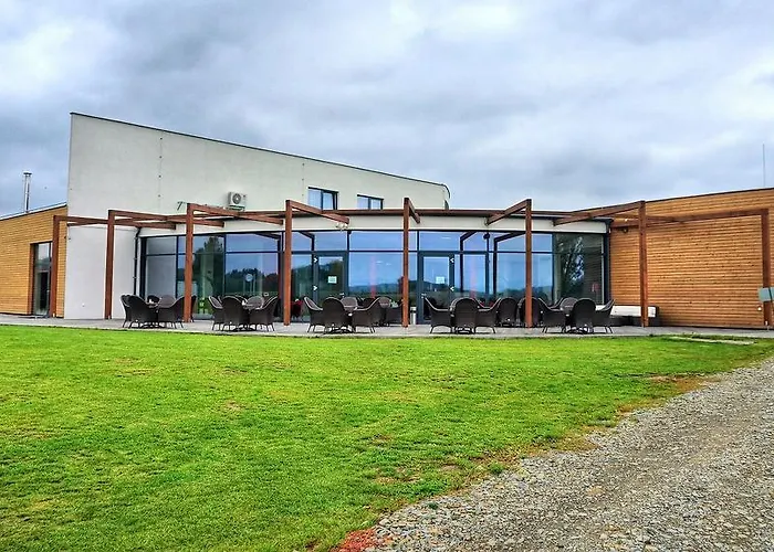 Hotel Golf Jezera Ostrožská Nová Ves